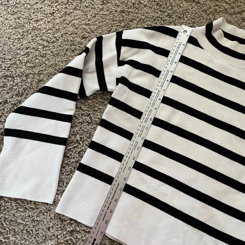 Evereve Bonnie Mock Neck Pullover Sweater Boxy Oversized Striped Blk/Wht Size S - Picture 12 of 14